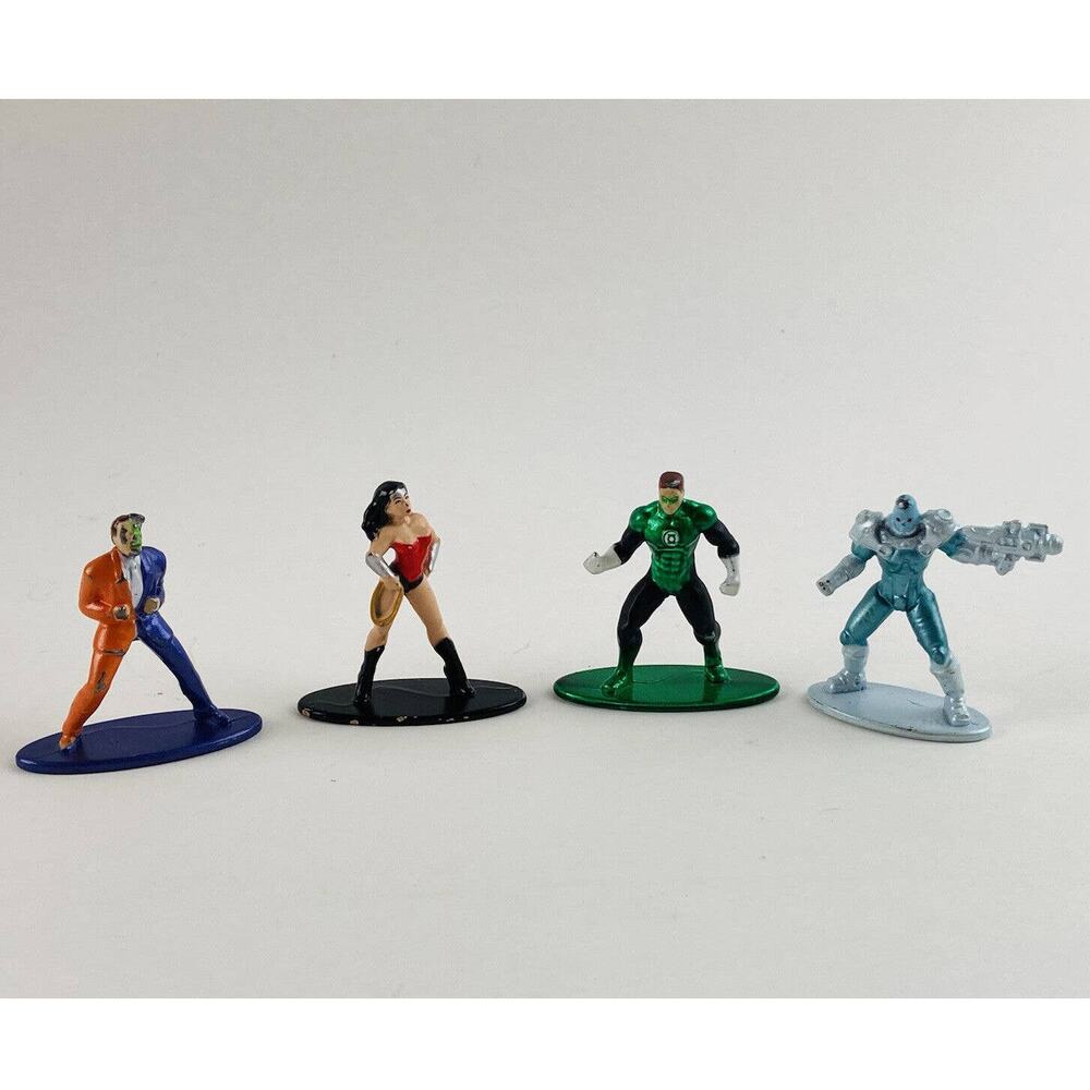DC Comics Nano Metalfigs Die-Cast Metal Mini-Figures Lot 4- Wonder Woman Green
